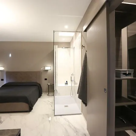 Interno 5 Deluxe شقة