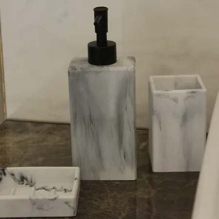 Interno 5 Deluxe