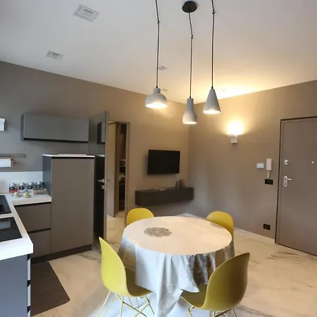 Interno 5 Deluxe Daire *